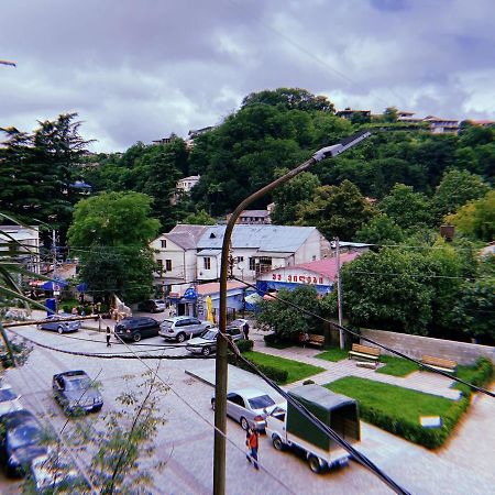 Apartment In Kutaisi Varlamishvili Bagian luar foto