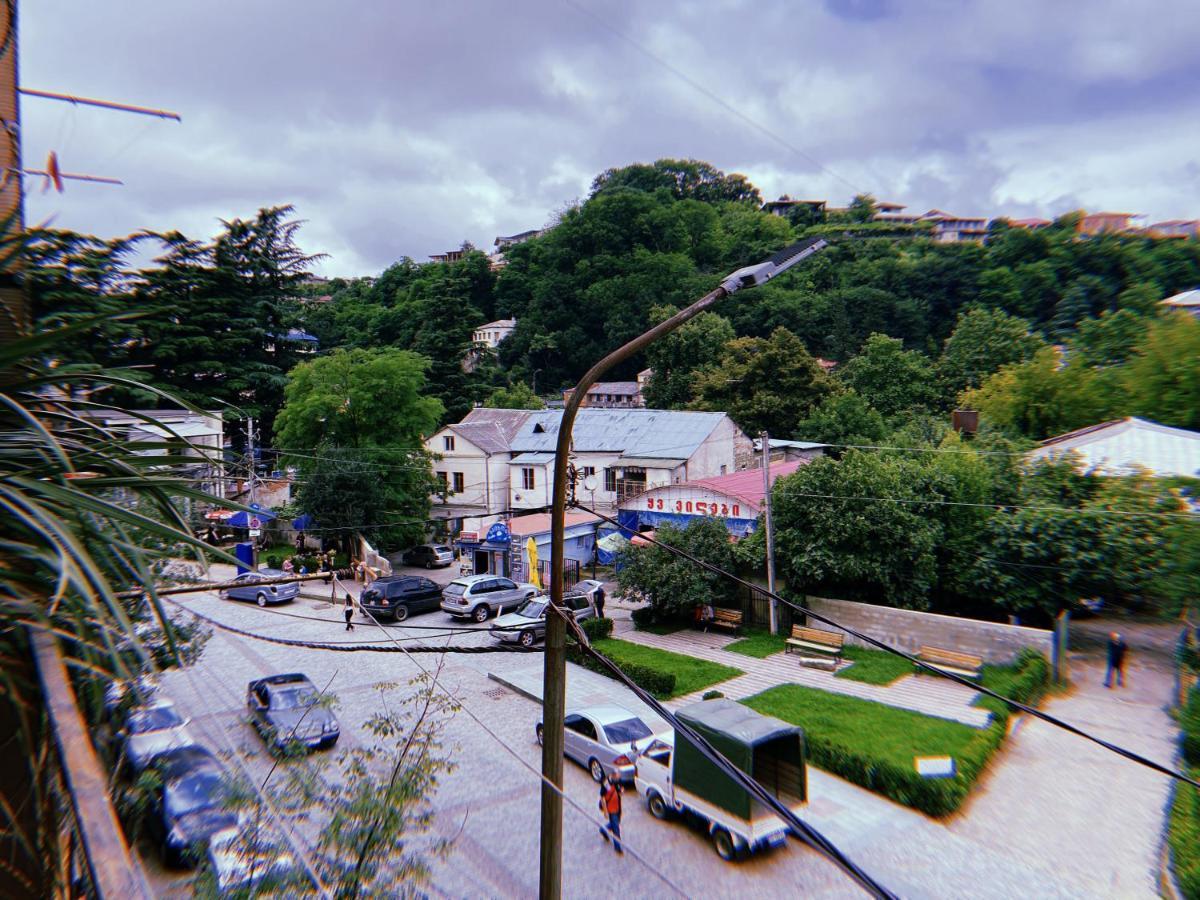 Apartment In Kutaisi Varlamishvili Bagian luar foto