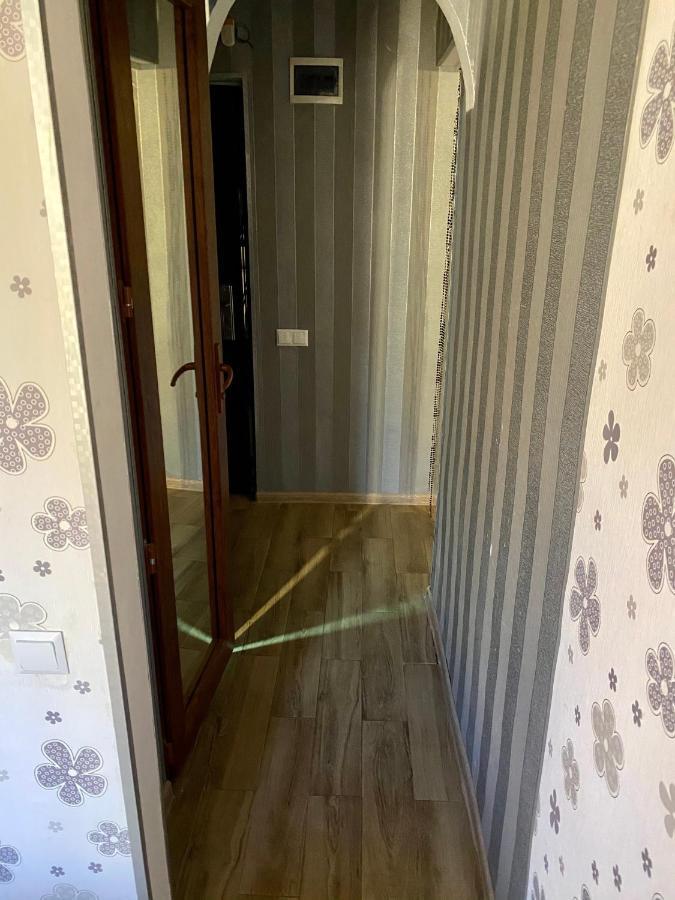 Apartment In Kutaisi Varlamishvili Bagian luar foto